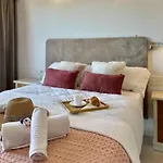 Clubrent - Edf Horizonte, Floor 2, Sea View Apartament